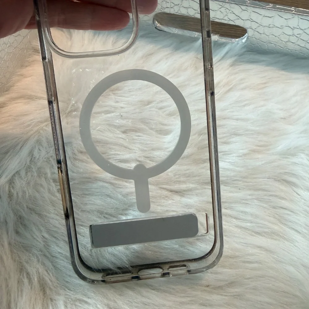 Apple iPhone 16 Pro Max Case with MagSafe